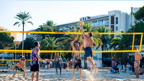 Пляжный волейбол на Мальорке