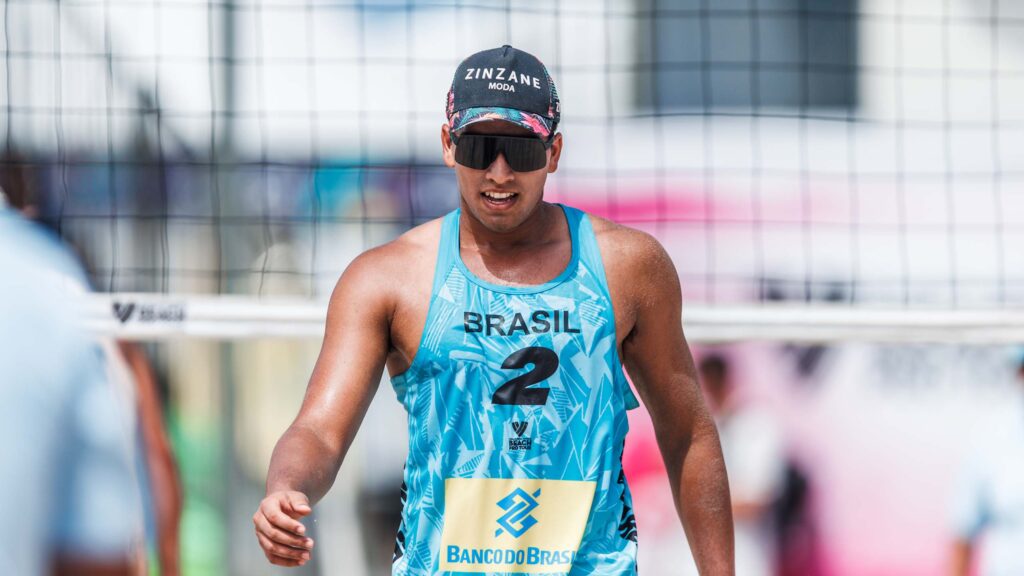 Серебряный призер чемпионата мира 2022 года Ренато / Про-тур 2025