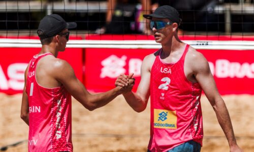 Майлз Партейн (слева) и Эндрю Бенеш из США / Фото - FIVB