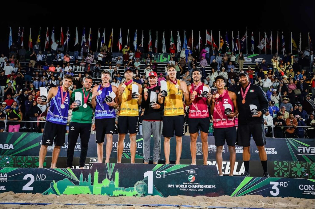 Пьедестал Чемпионата Мира U21 2025 в Мексике / Фото - FIVB