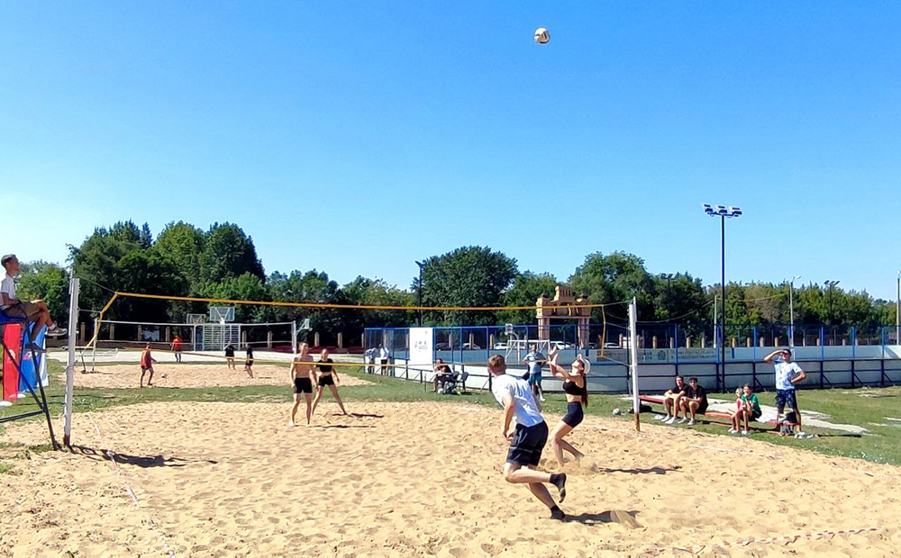 Стадион "Луч" (Чапаевск)